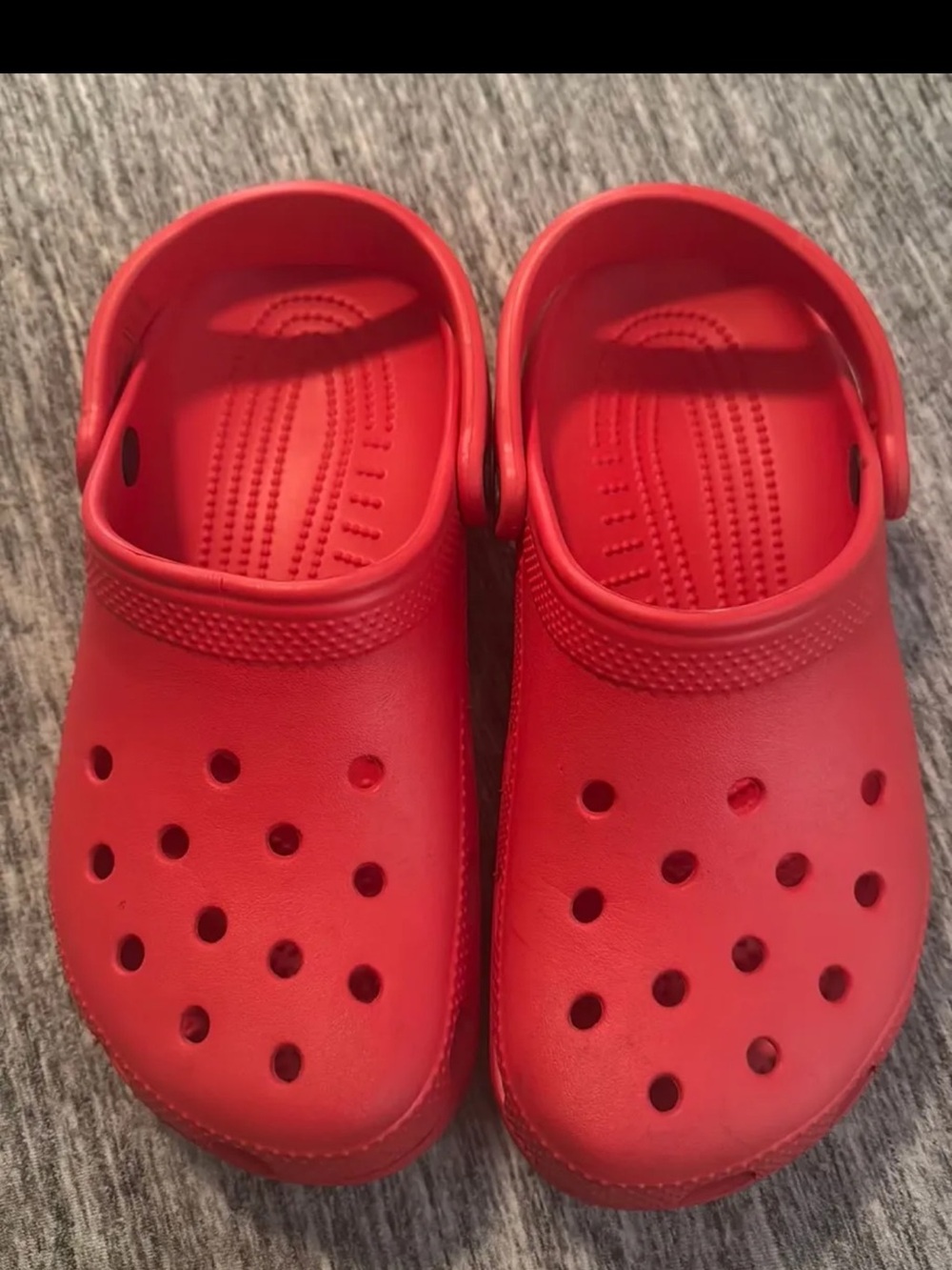 CROCS Classic Clog in Bright Red with Heel Strap